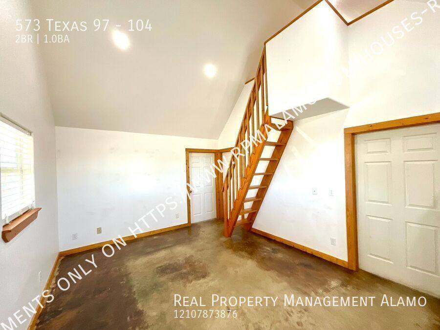 Apartment for rent at 573 Texas 97 #104, Floresville, TX 78114