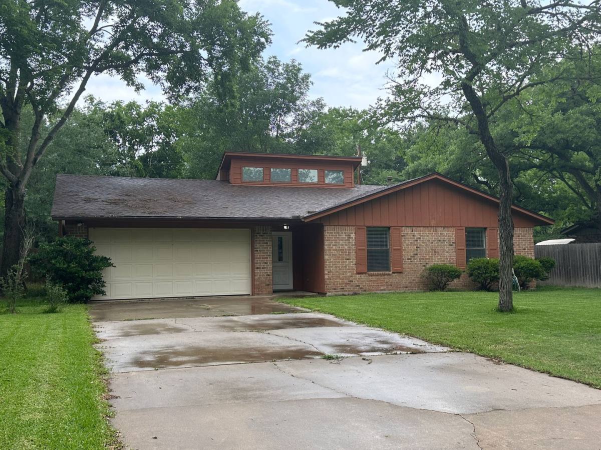 House for rent at 2711 Wilderness Dr, College Station, TX 77845