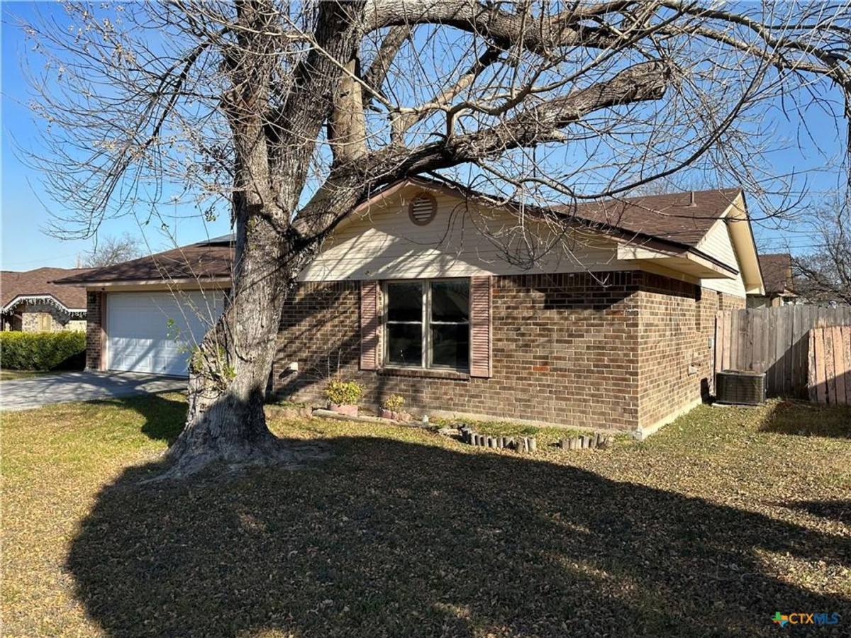 House for rent at 1810 Gautier Ave, Killeen, TX 76549
