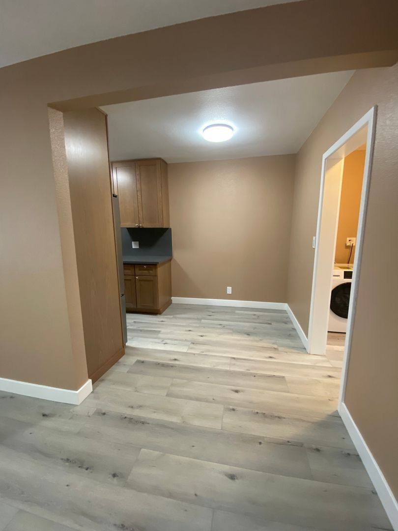 Apartment for rent at 3711 Normandie Ave, Los Angeles, CA 90007