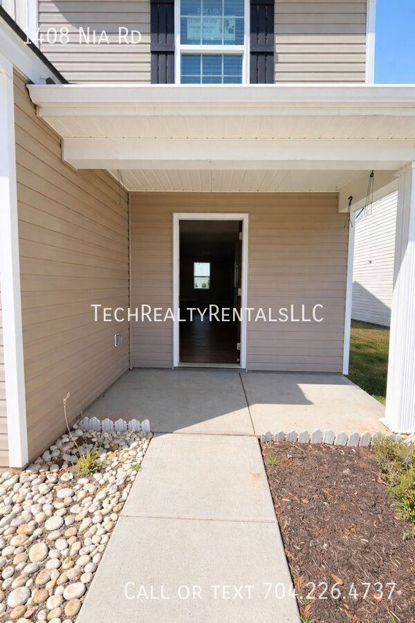 House for rent at 1408 Nia Rd, Charlotte, NC 28215