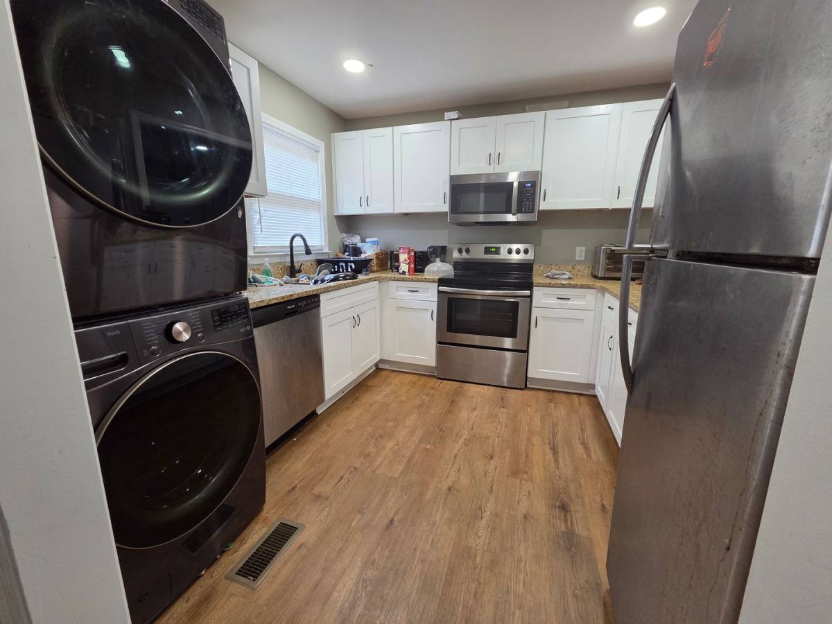 House for rent at 195 Pineview Dr, Athens, GA 30605