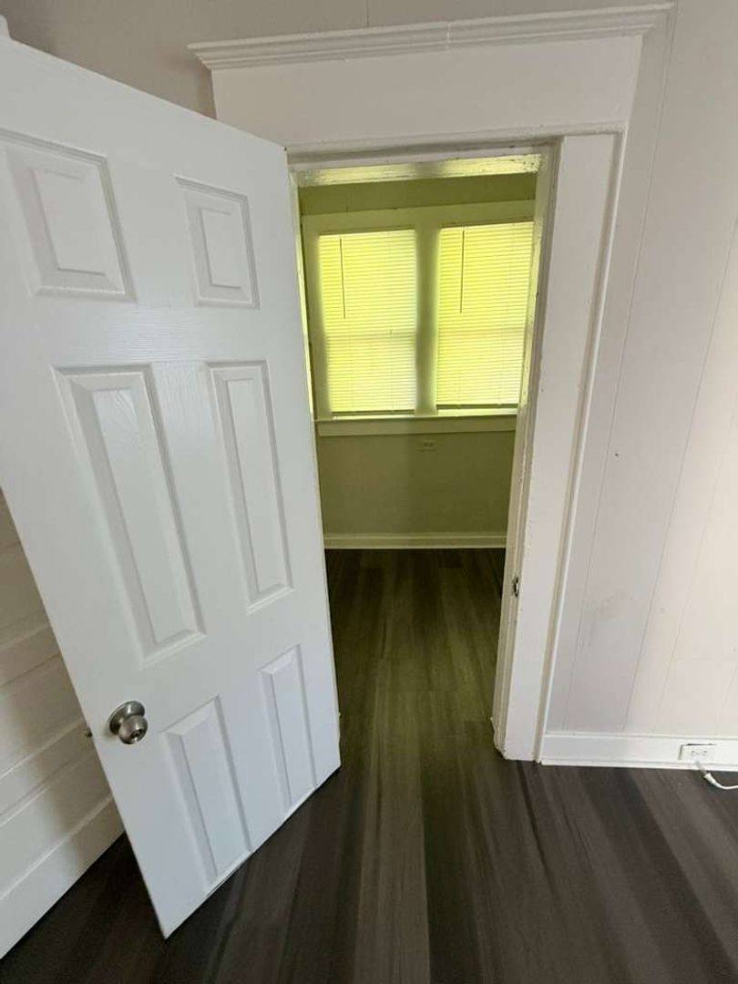 Apartment for rent at 313 4th St, High Point, NC 27260