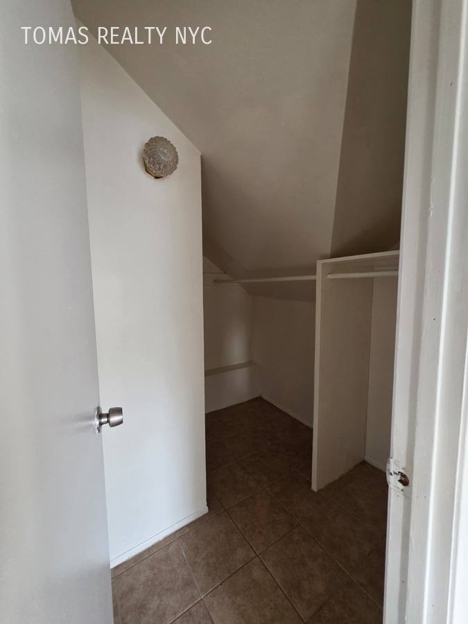 Apartment for rent at 35 Altonwood Place, Yonkers, NY 10703