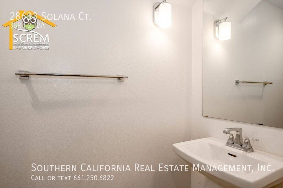 Townhouse for rent at 28633 Solana Court, Valencia, CA 91354
