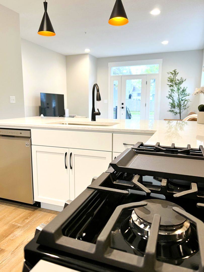 Townhouse for rent at 533-537 14th Ave SW, Rochester, MN 55902