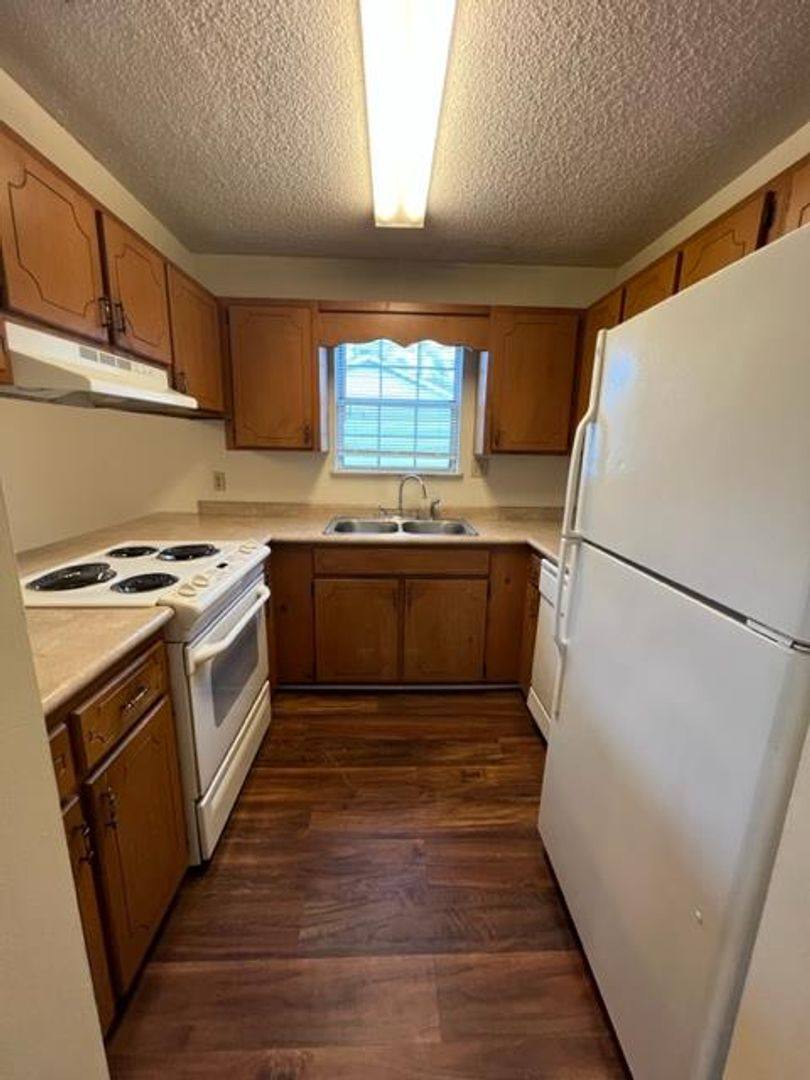 Townhouse for rent at 2 B Westbrook Circle, Valdosta, GA 31602