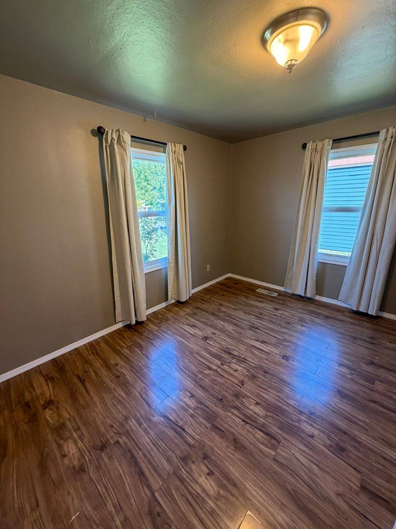 House for rent at 56 E Cedar St, Lebanon, OR 97355