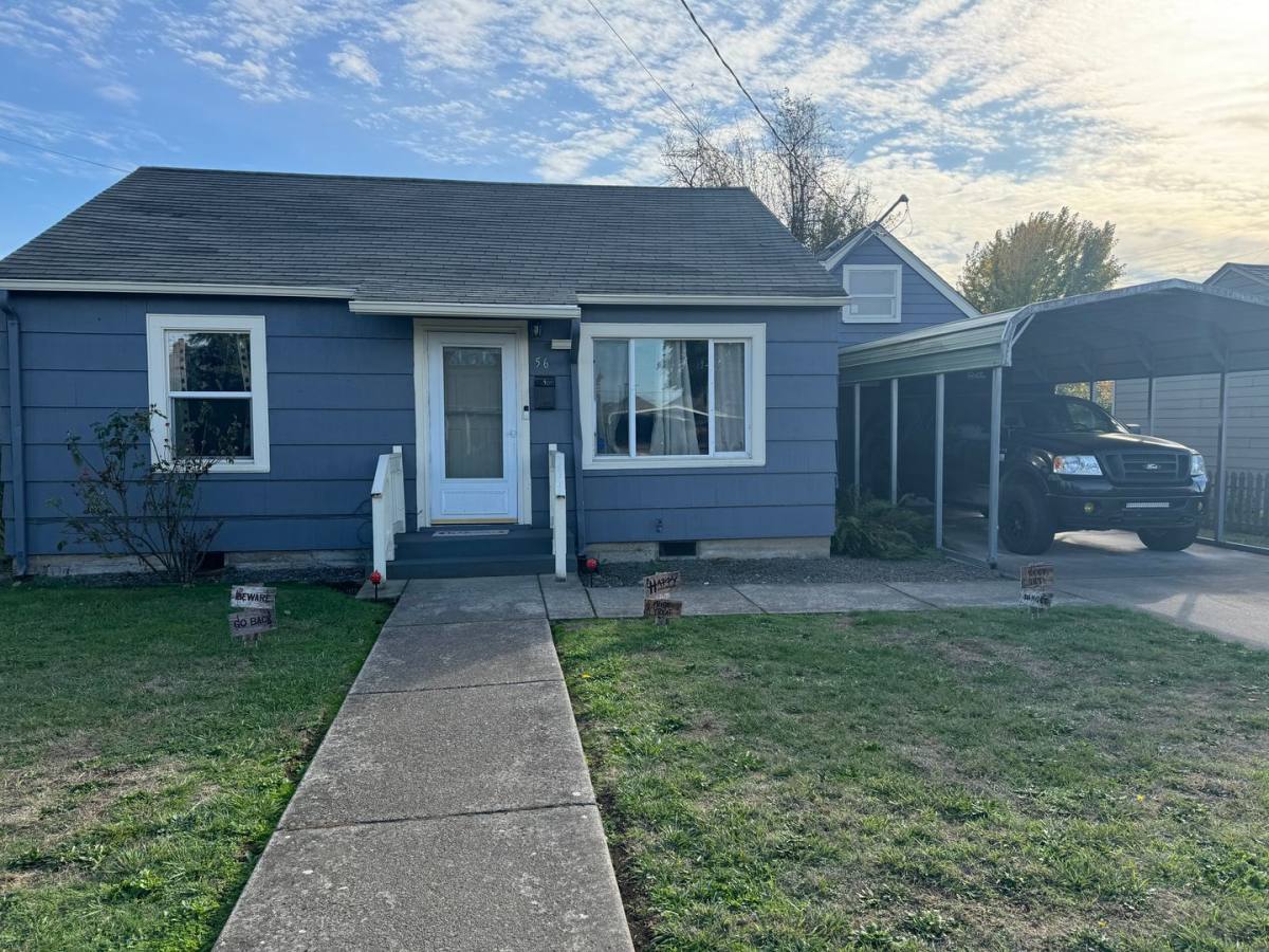 House for rent at 56 E Cedar St, Lebanon, OR 97355