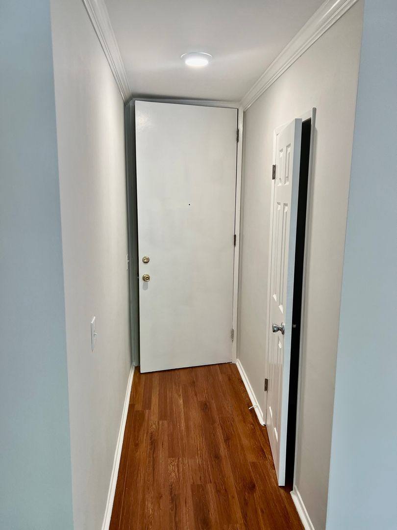 Apartment for rent at 320 S Clark Dr, Los Angeles, CA 90048