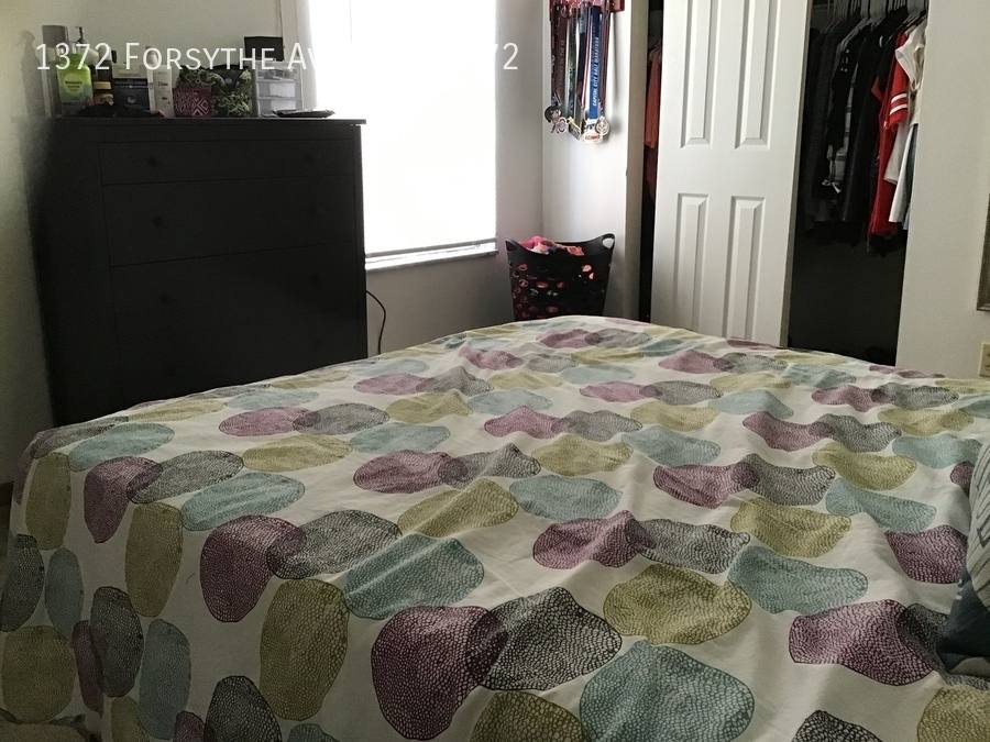 Townhouse for rent at 1372 Forsythe Ave, Columbus, OH 43201