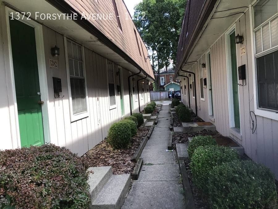 Townhouse for rent at 1372 Forsythe Ave, Columbus, OH 43201