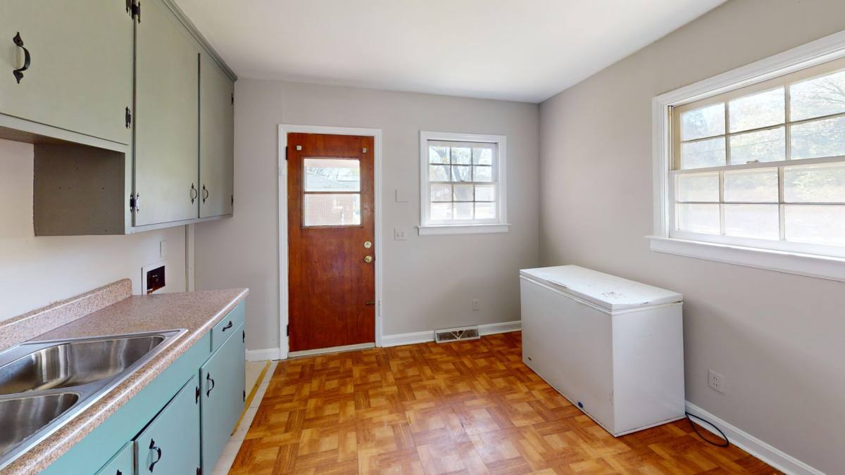 House for rent at 814 Wabash Ave, Charlotte, NC 28208