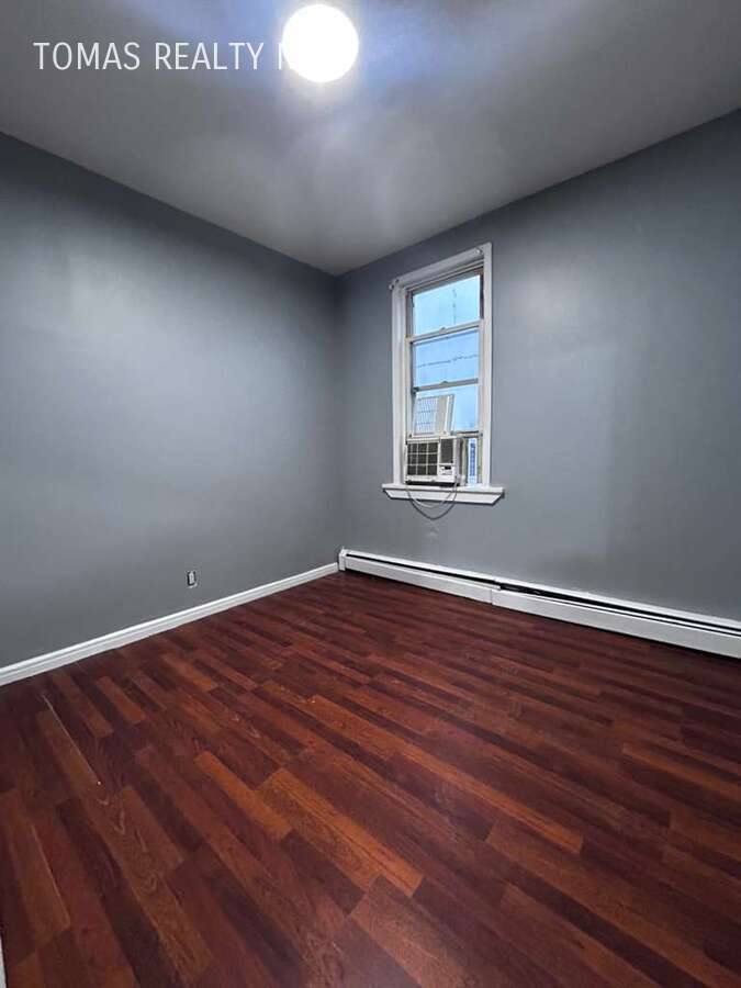 Apartment for rent at 37 Altonwood Place, Yonkers, NY 10710