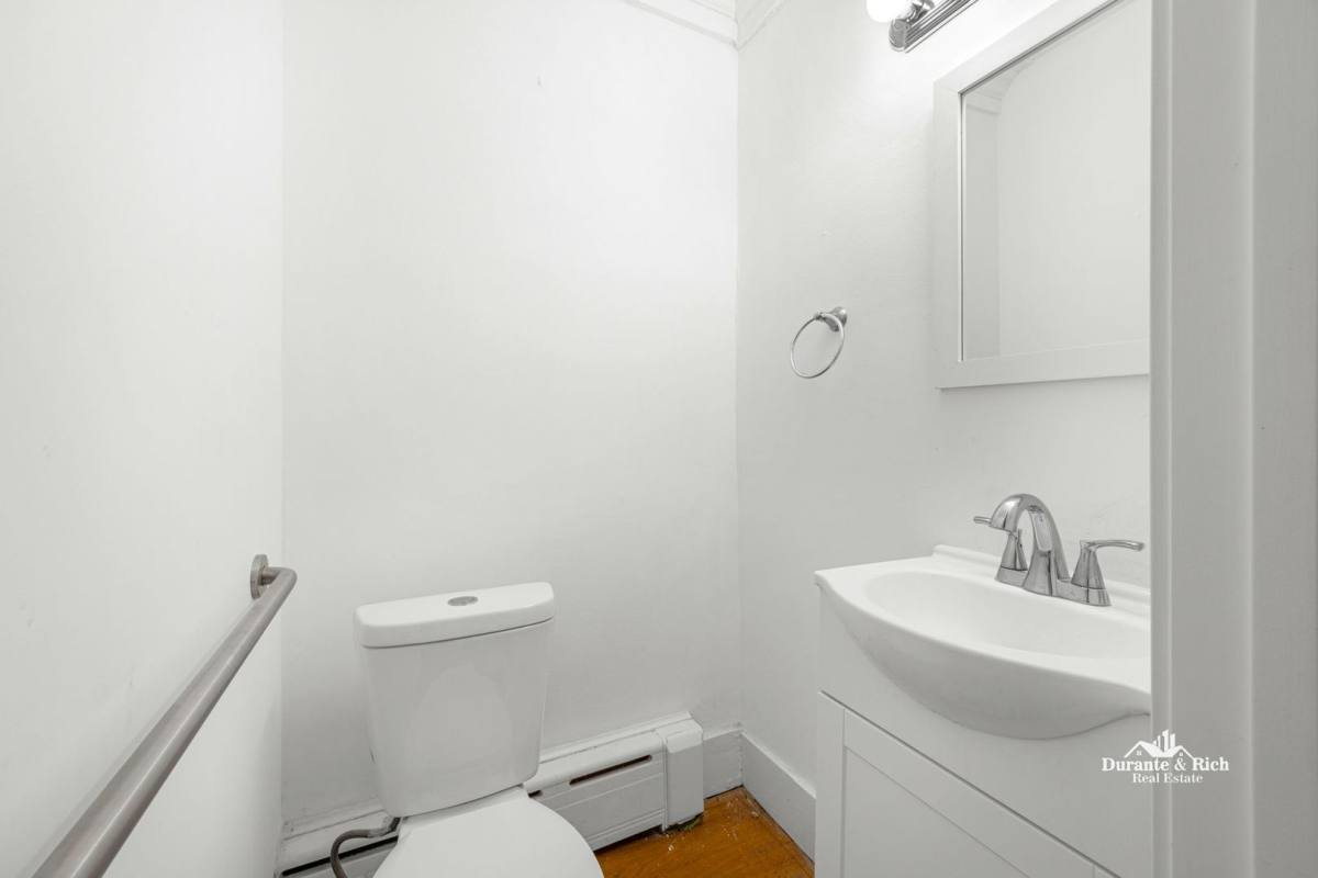 House for rent at 727 N Ridgeland Ave, Oak Park, IL 60302