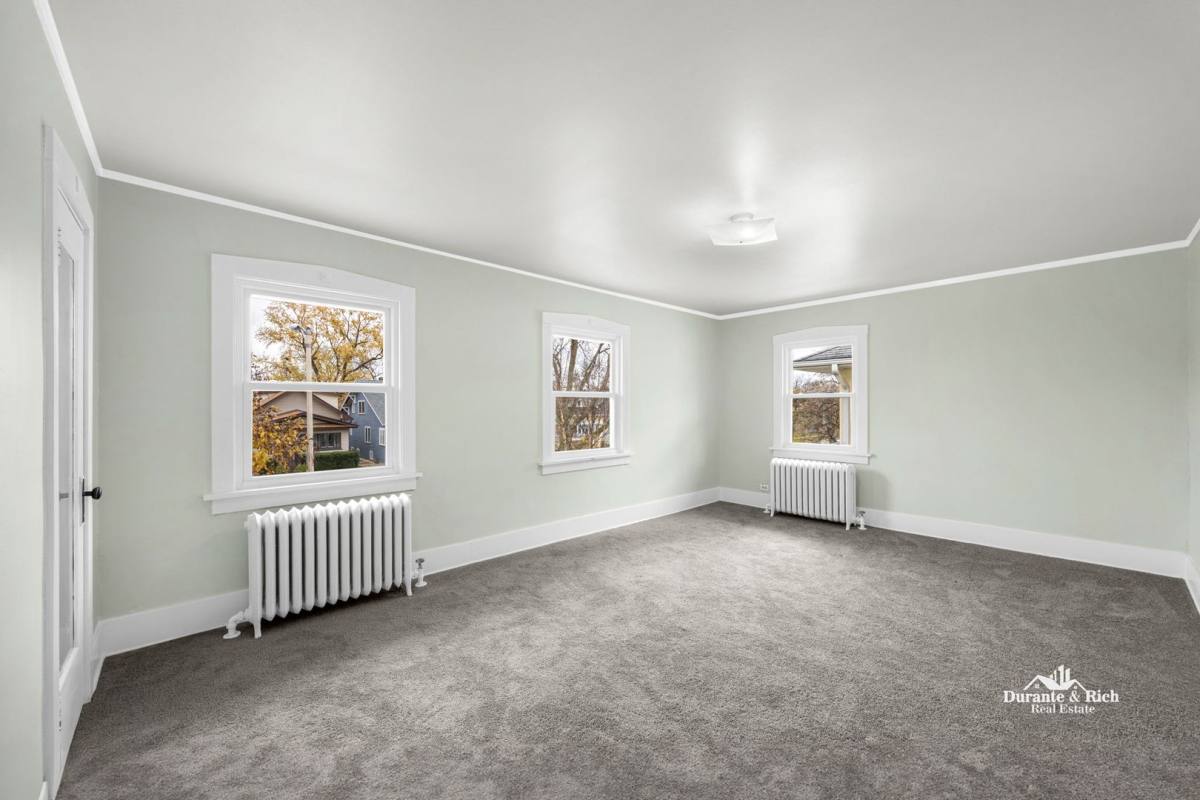 House for rent at 727 N Ridgeland Ave, Oak Park, IL 60302