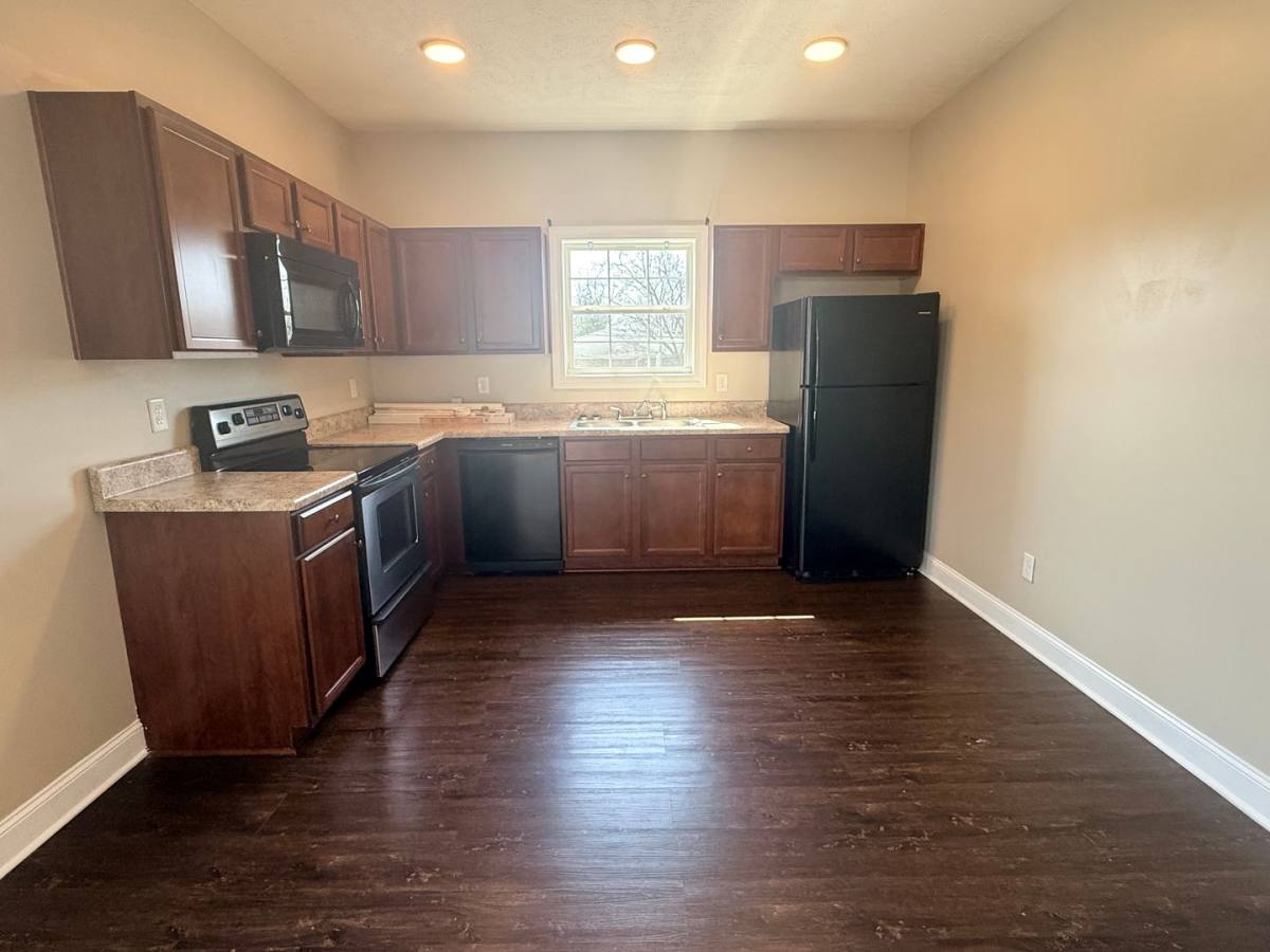 Apartment for rent at 526 Dennis Way, Bowling Green, KY 42101