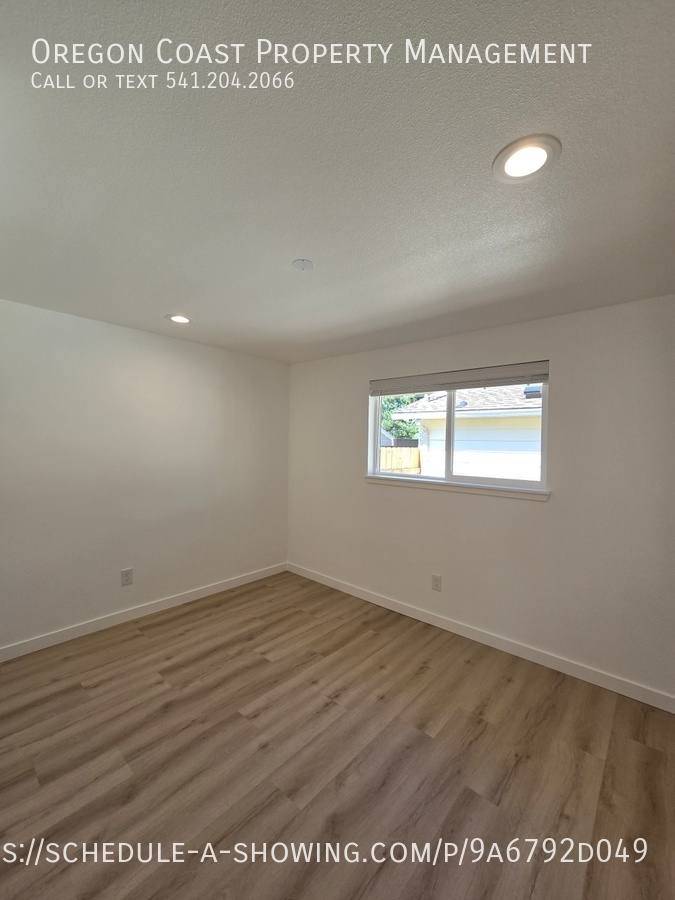 House for rent at 1531 NE 11th St, Lincoln City, OR 97367