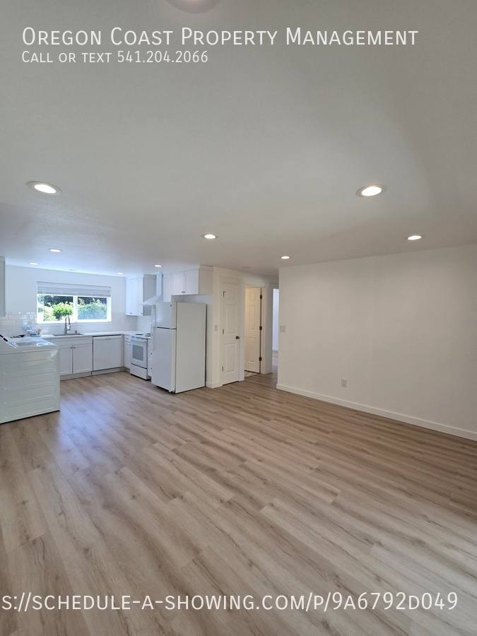 House for rent at 1531 NE 11th St, Lincoln City, OR 97367