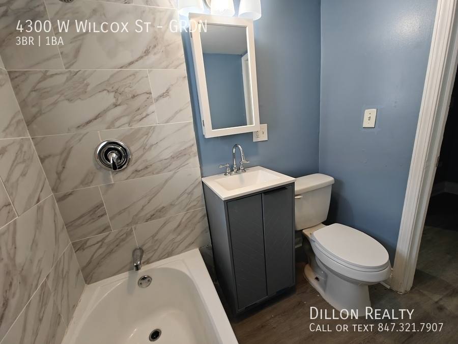 Apartment for rent at 4300 W Wilcox St #GRDN, Chicago, IL 60624