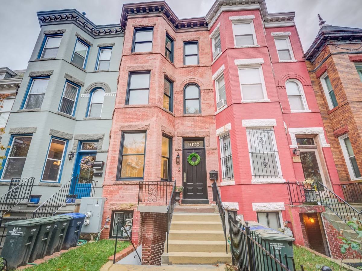 Apartment for rent at 1022 Park Rd NW, Washington, DC 20010