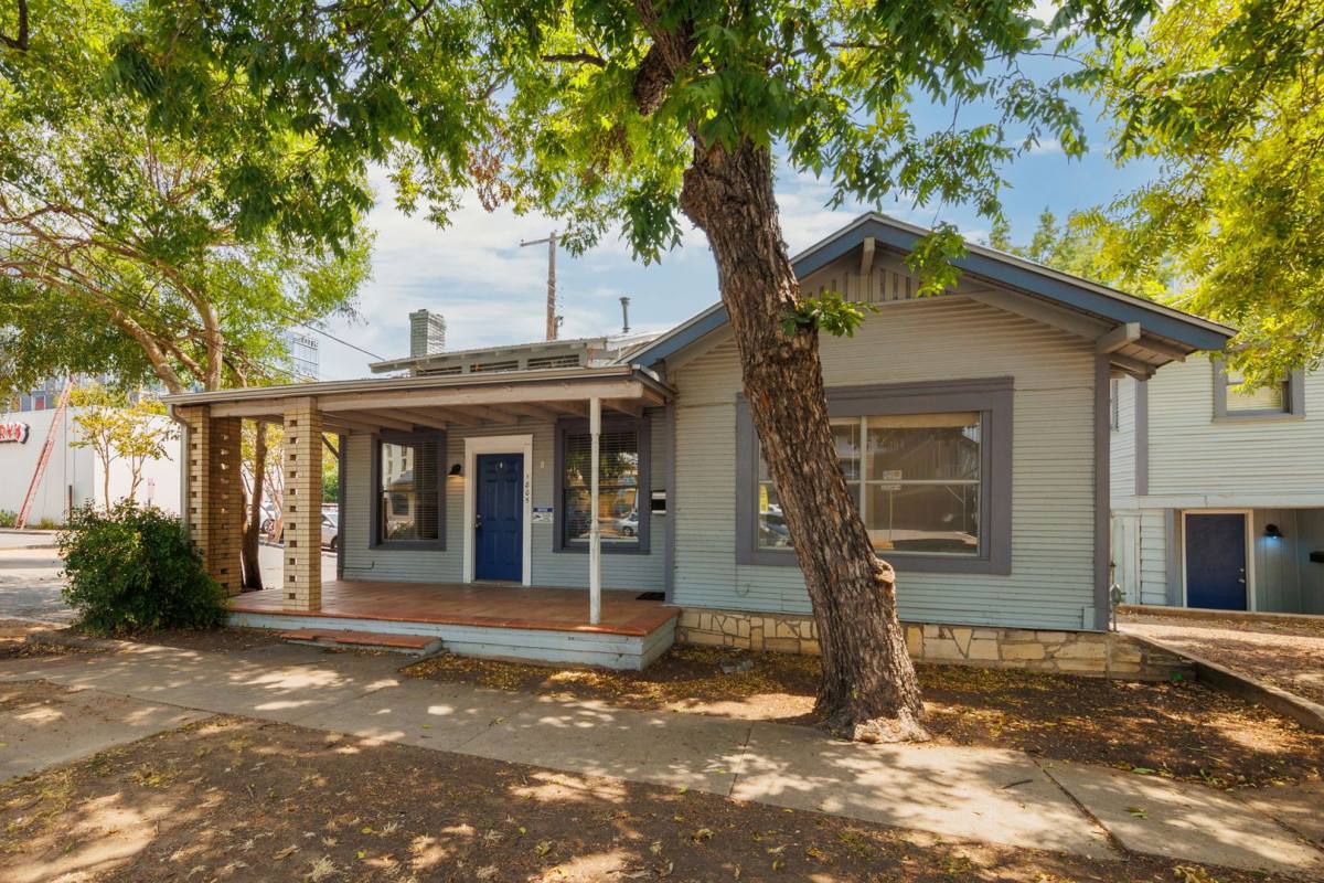 1805 Nueces St, Austin, TX 78701 - House for Rent - Image 2
