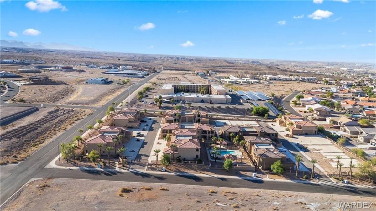 Condo for rent at 890 Florence, Bullhead City, AZ 86429