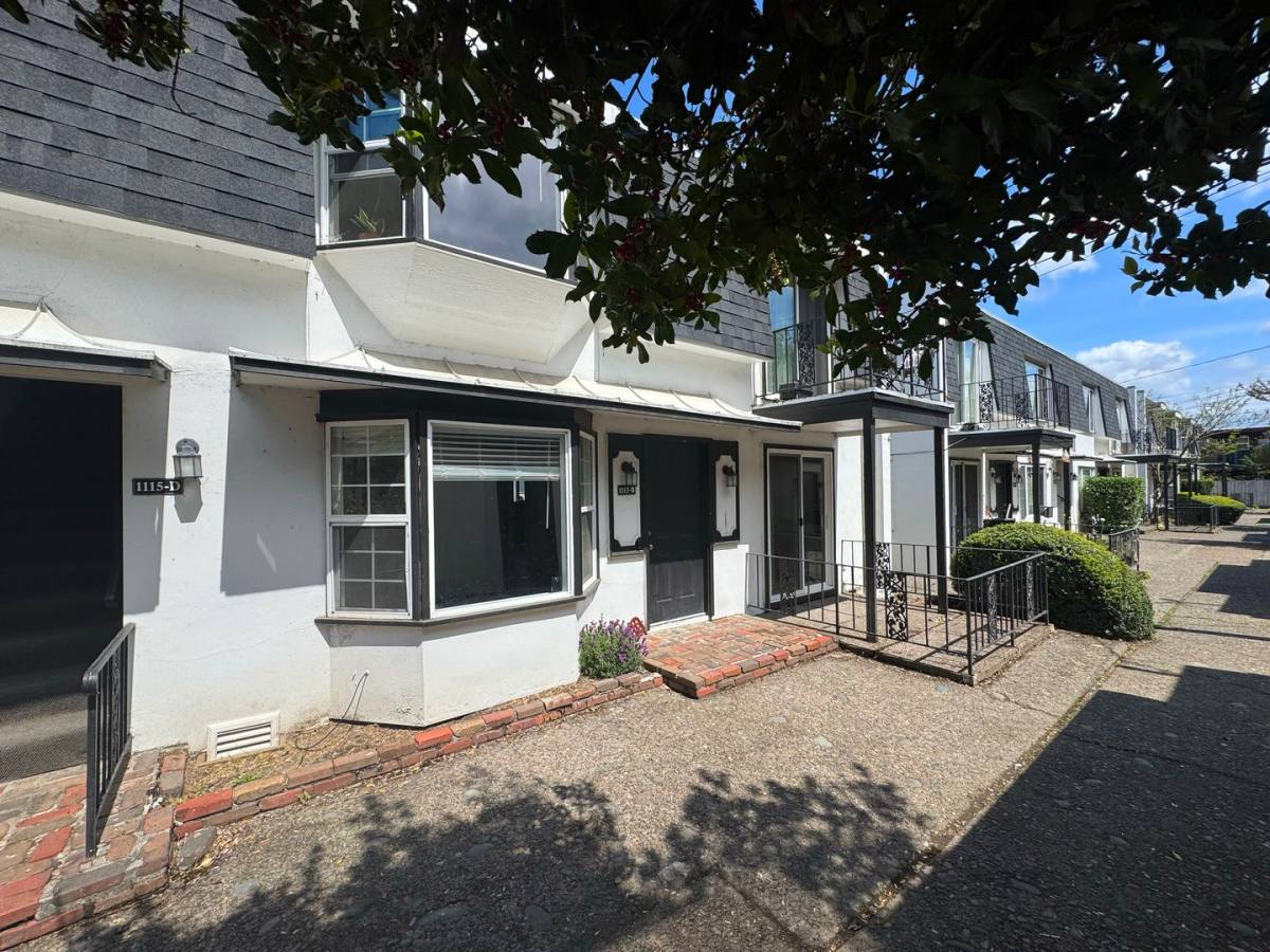 Apartment for rent at 1101 W 6th Ave, Eugene, OR 97402