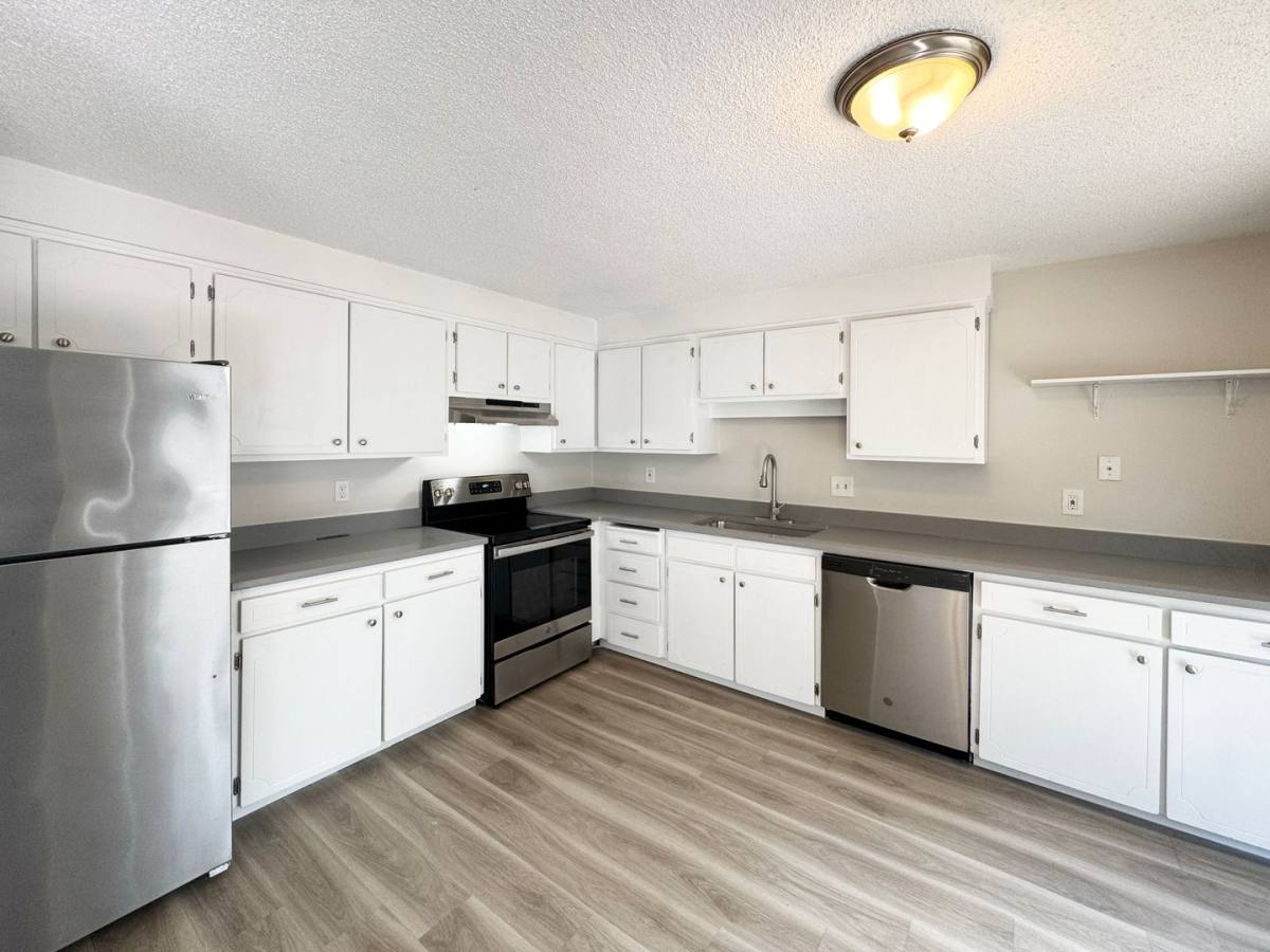Apartment for rent at 1101 W 6th Ave, Eugene, OR 97402