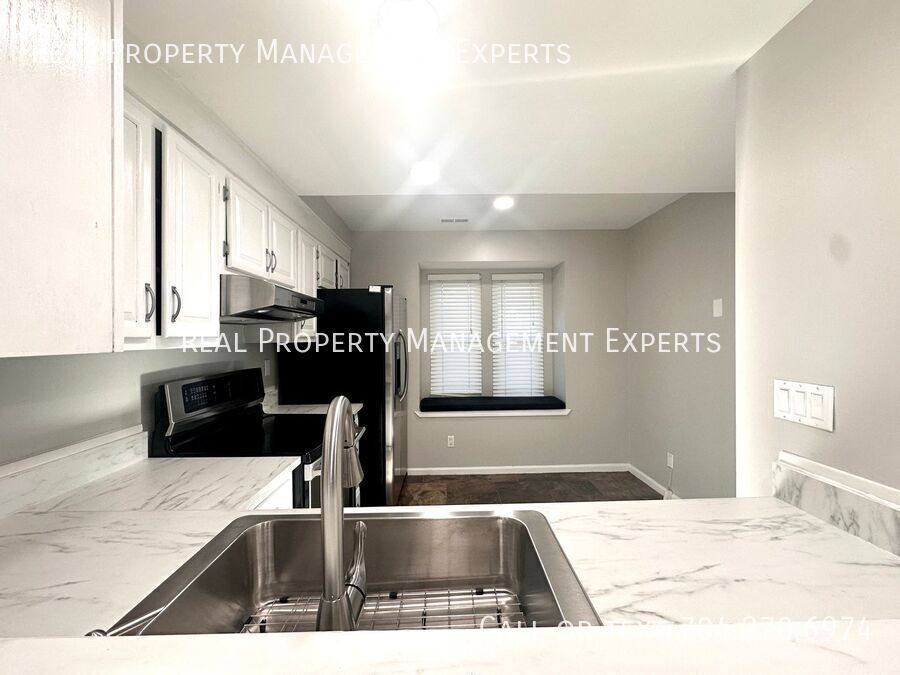 Townhouse for rent at 2739 Von Thuringer Court, Charlotte, NC 28210