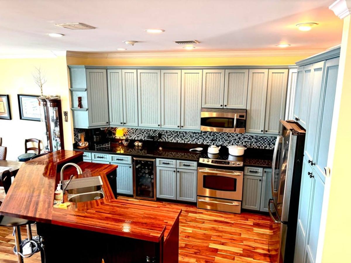 House for rent at 328 N Lake Dr, Lake Worth, FL 33462