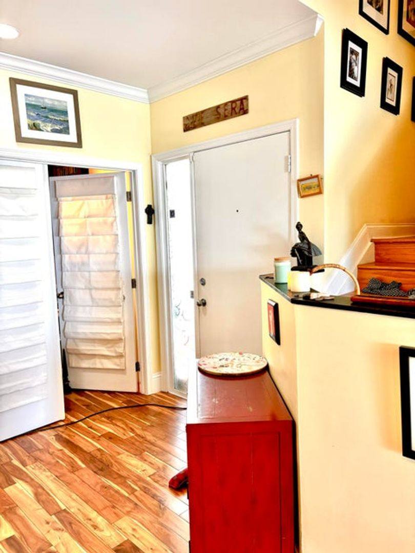 House for rent at 328 N Lake Dr, Lake Worth, FL 33462