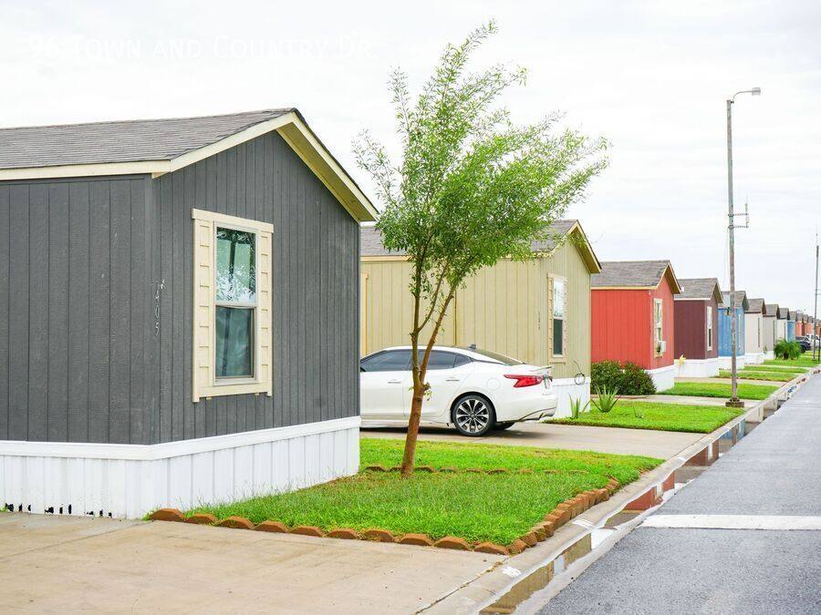Apartment for rent at 96 Town & Country Dr, Wichita Falls, TX 76306