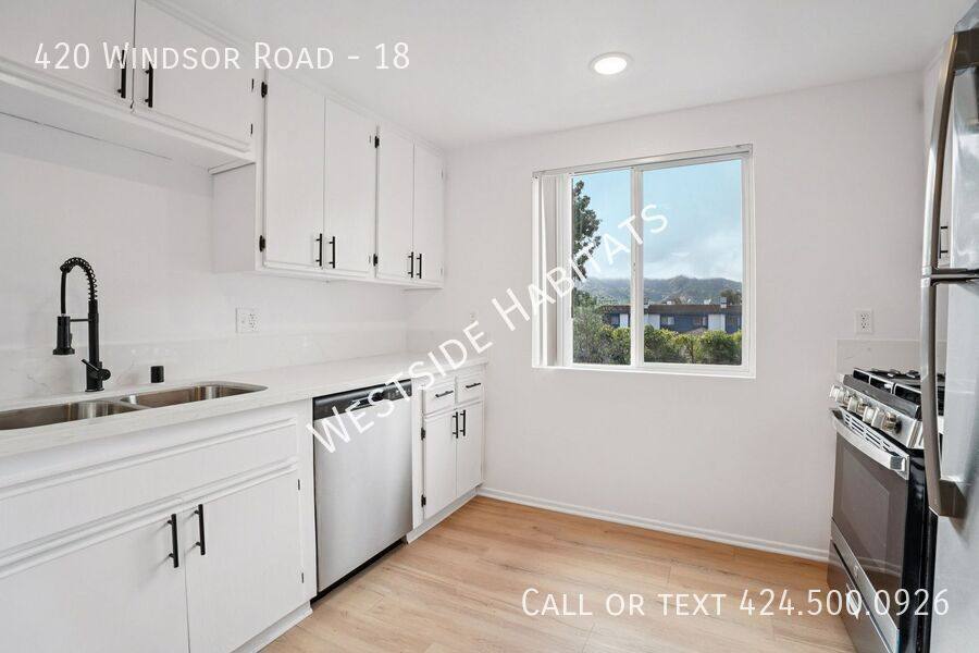 Apartment for rent at 420 Windsor Rd, Glendale, CA 91204