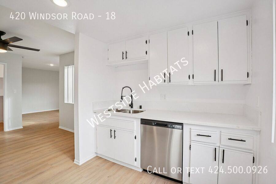 Apartment for rent at 420 Windsor Rd, Glendale, CA 91204