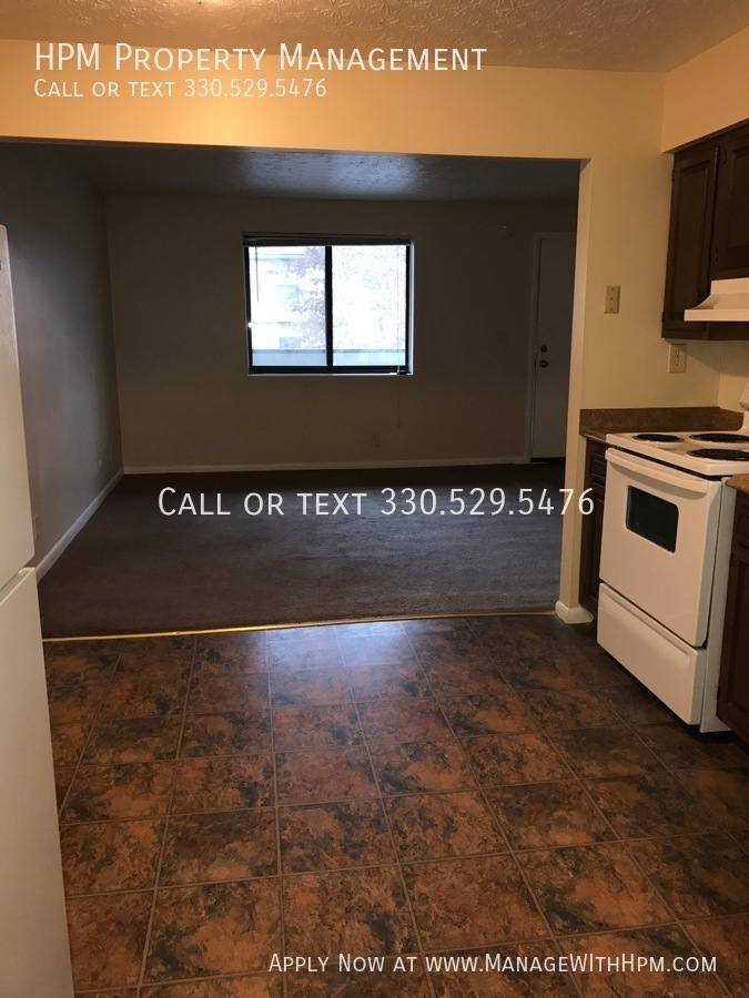 Apartment for rent at 591 E Buchtel Ave #P, Akron, OH 44304