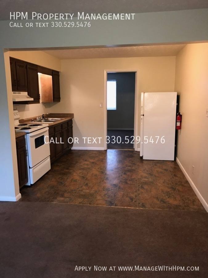 Apartment for rent at 591 E Buchtel Ave #P, Akron, OH 44304