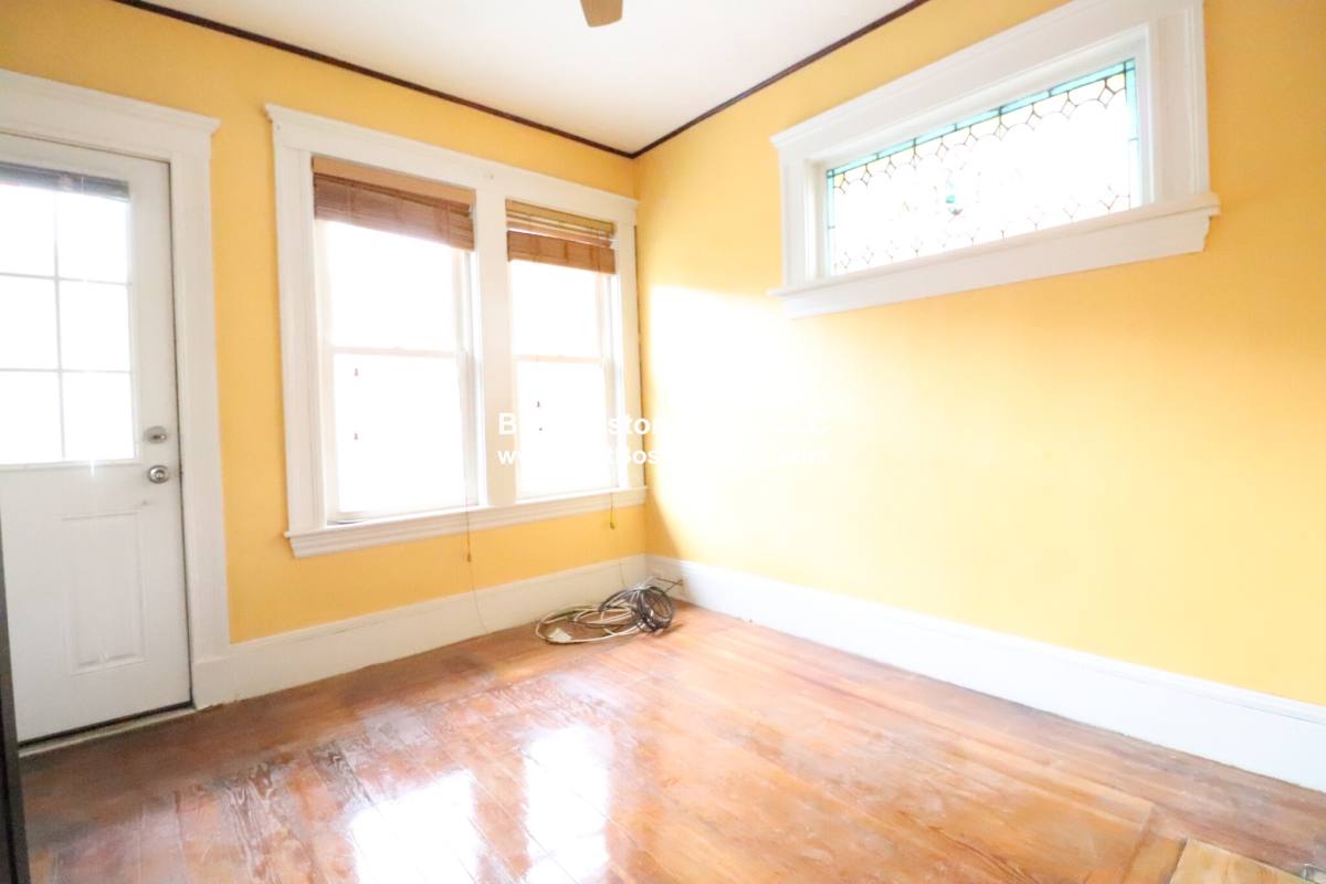 Apartment for rent at 268 Boston Ave #B, Medford, MA 02155