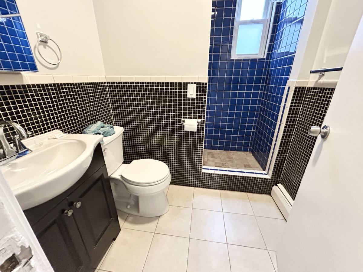 Apartment for rent at 8-10 Oakland St #1, Roxbury, MA 02119
