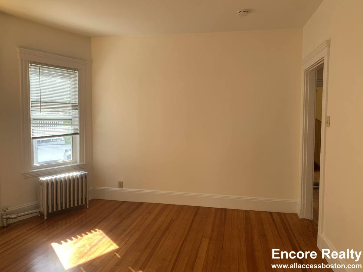 Apartment for rent at 52 Percival St #3, Dorchester, MA 02122