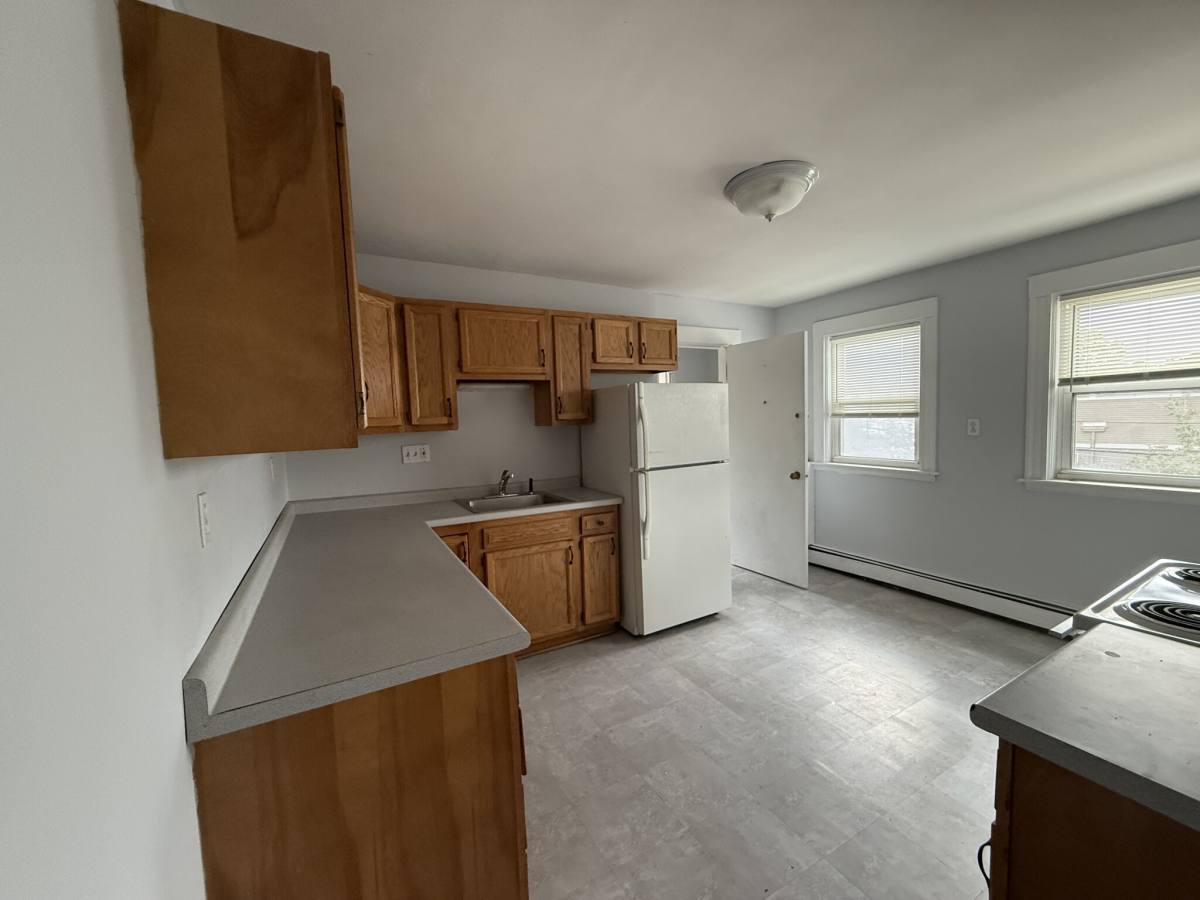 Apartment for rent at 527 Gallivan Blvd #3, Dorchester Center, MA 02124