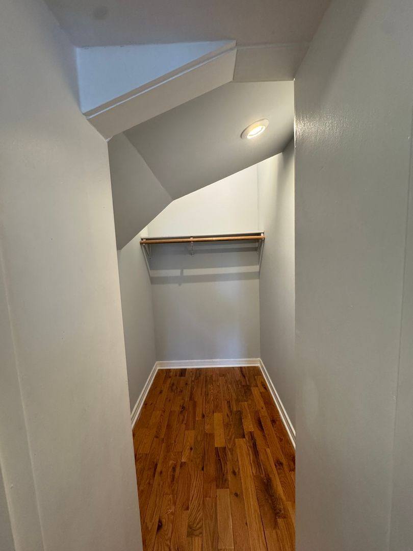 Apartment for rent at 1150 N Keeler Ave #1E, Chicago, IL 60651