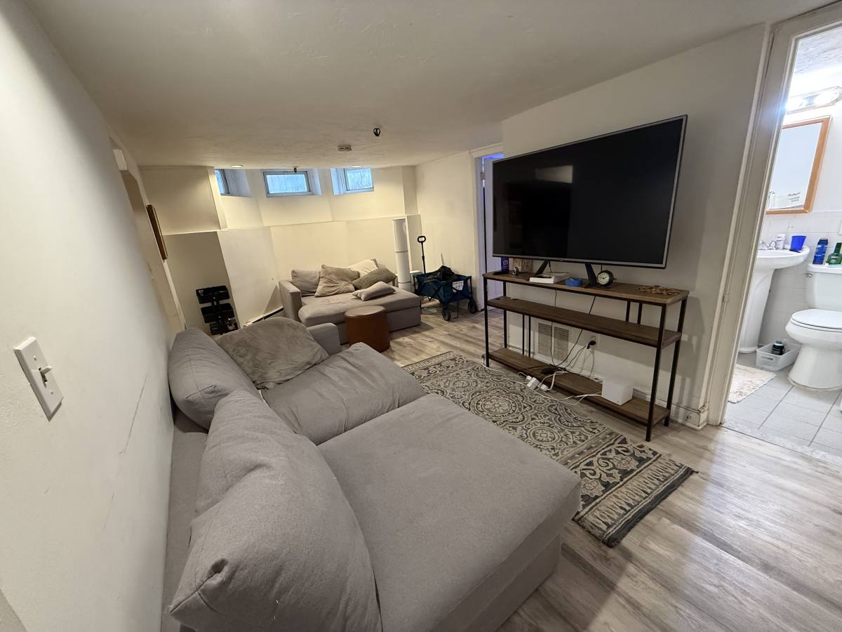 Apartment for rent at 27 Saint Stephen #1B, Boston, MA 02115