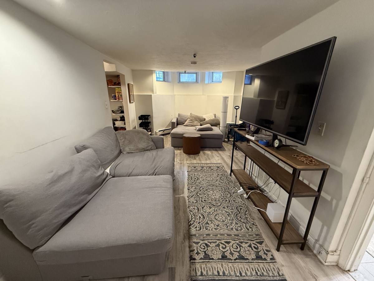 Apartment for rent at 27 Saint Stephen #1B, Boston, MA 02115