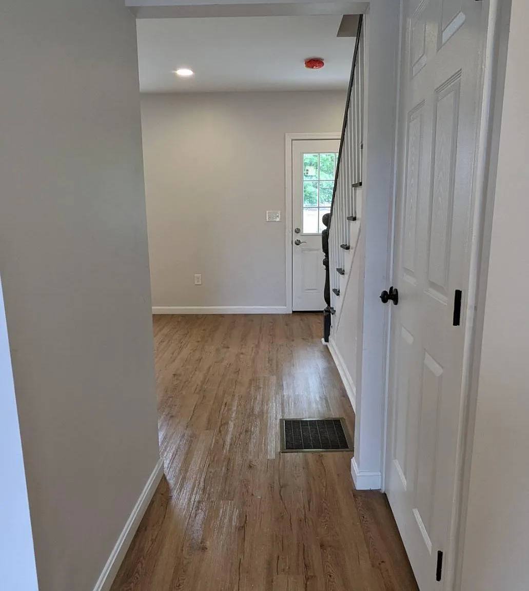 Townhouse for rent at 8 Lawton Place #7, Waltham, MA 02453
