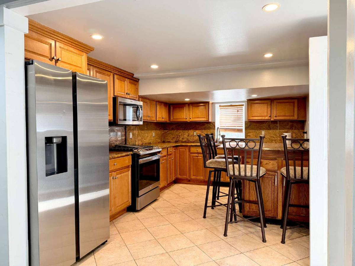 House for rent at 227 Washington Ave, Hackensack, NJ 07601