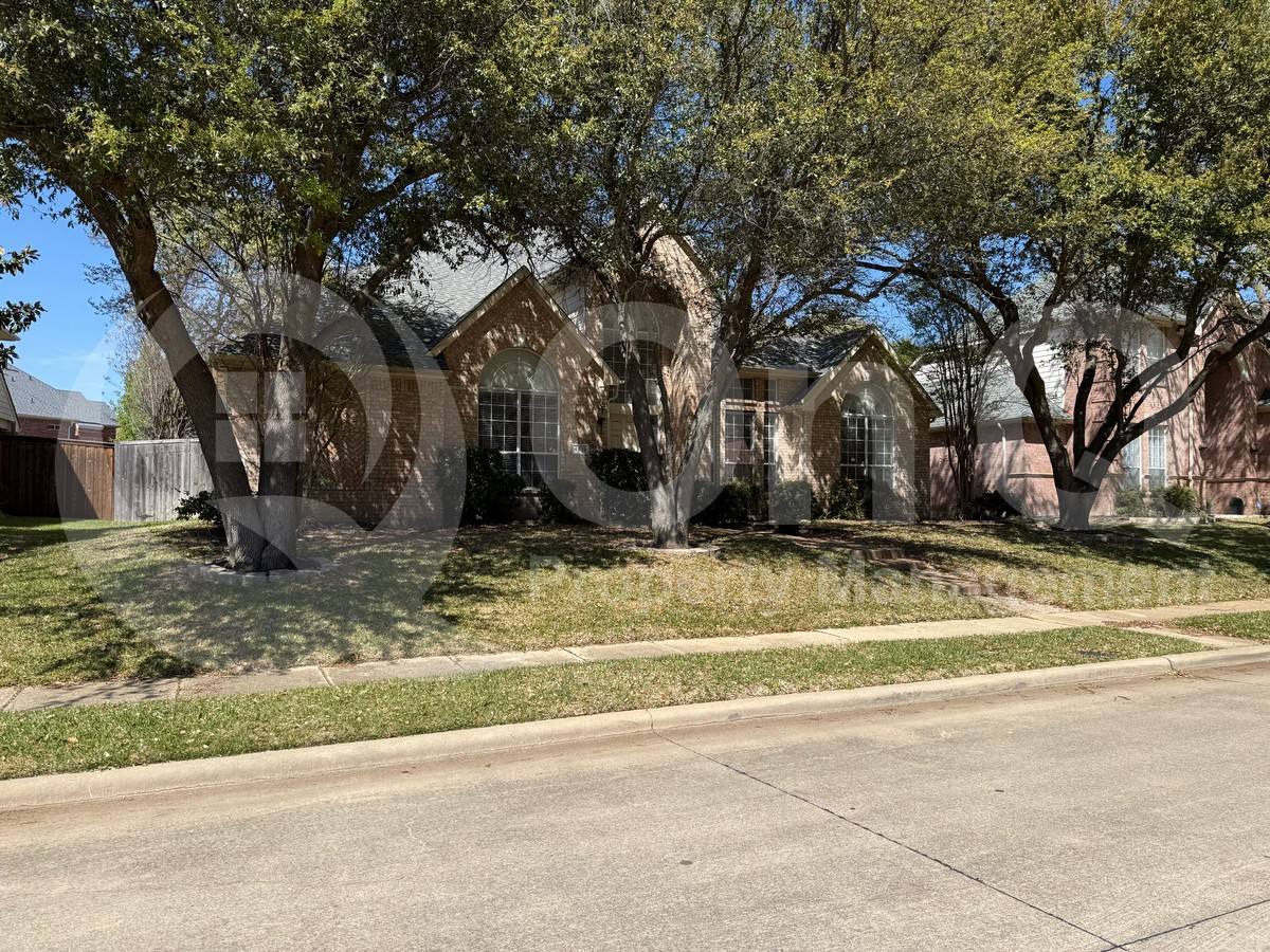 House for rent at 4513 Saint James Dr, Plano, TX 75024