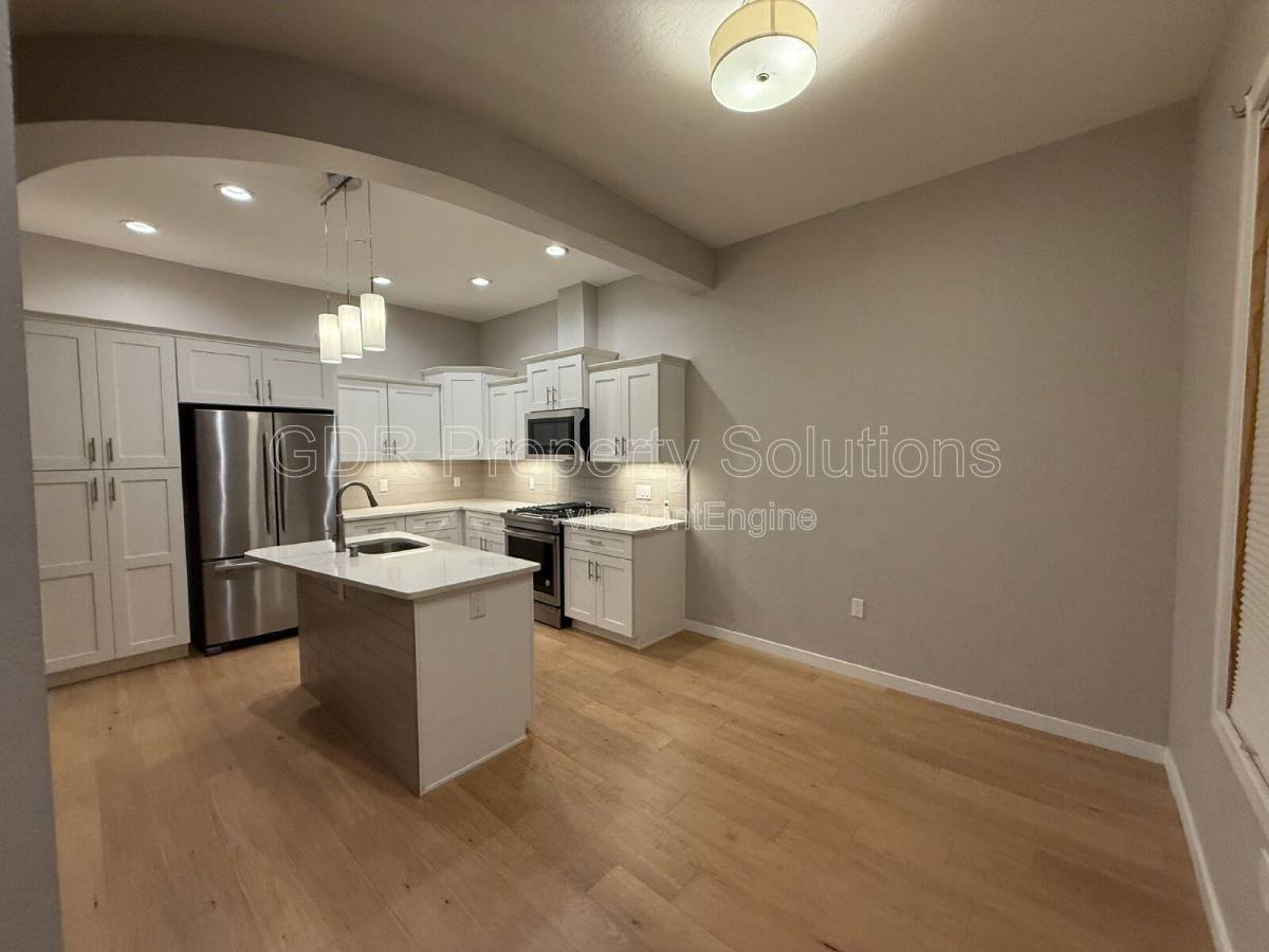 Apartment for rent at 3600 Central Ave SE, Albuquerque, NM 87108