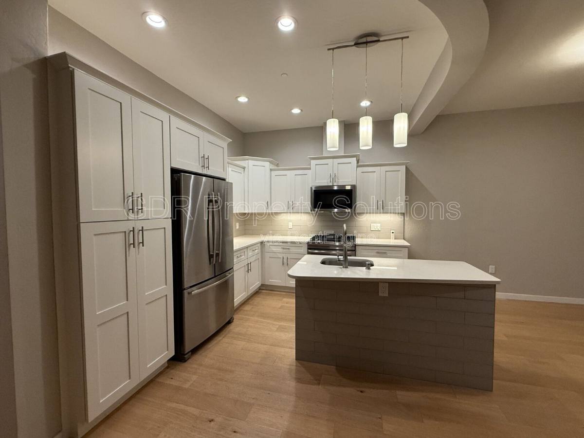 Apartment for rent at 3600 Central Ave SE, Albuquerque, NM 87108