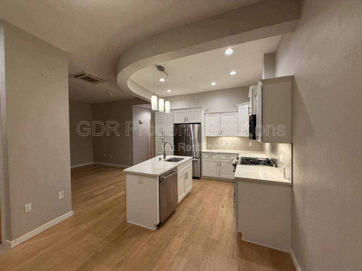 Apartment for rent at 3600 Central Ave SE, Albuquerque, NM 87108